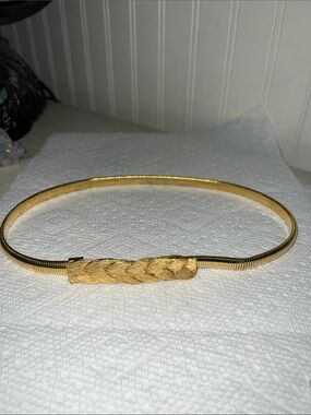 Vintage Accessocraft NYC OMEGA stretch gold tone belt